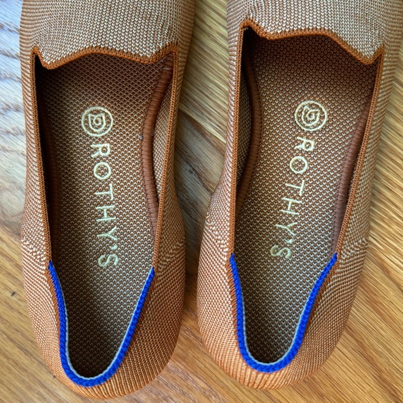 Rothy's Fawn Loafers. Excellent Condition Size 8.5 - Picture 2 of 5
